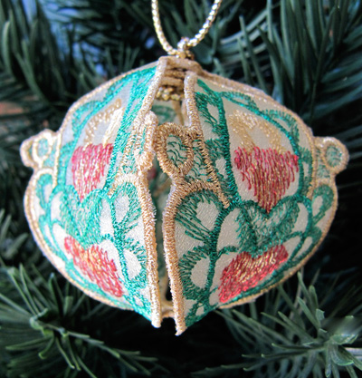 Embroidery Design: Christmas Ornament 9 small<br> 4.98w X 4.98h