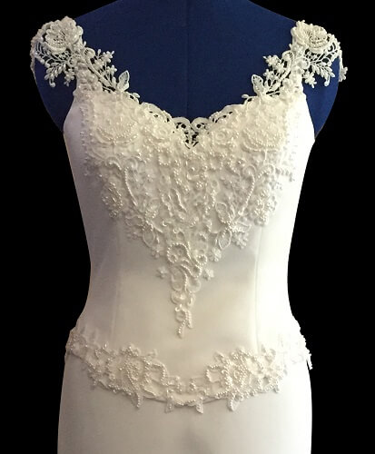 freestanding lace embroidered wedding gown