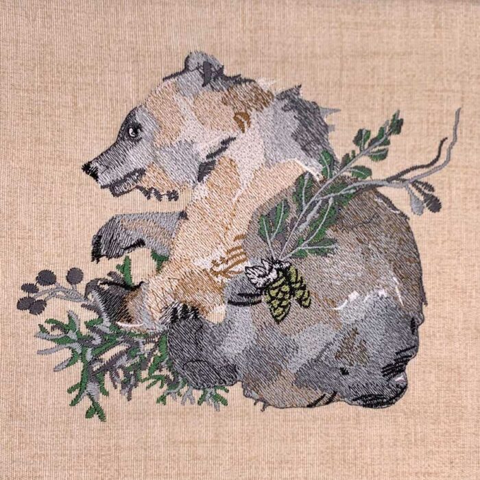 Premium bear embroidery design