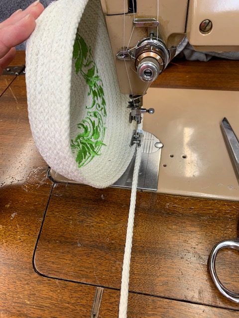bending rope bowl stitching