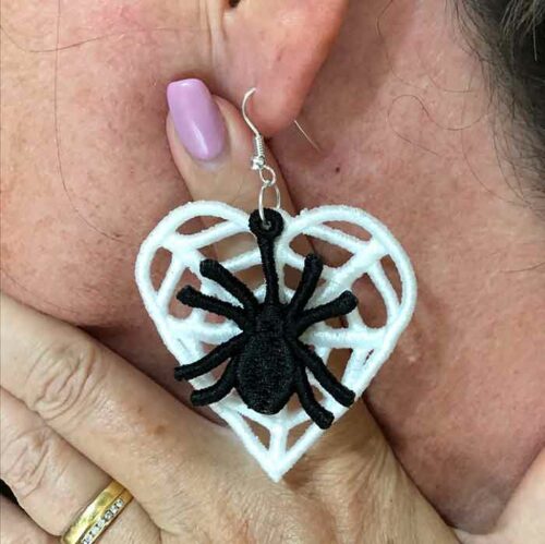spider web earrings ITH project