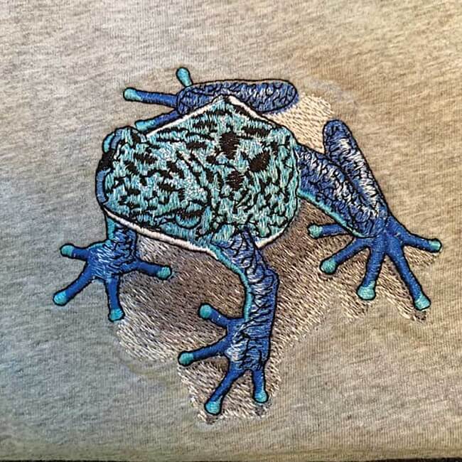 blue tree frog embroidery design