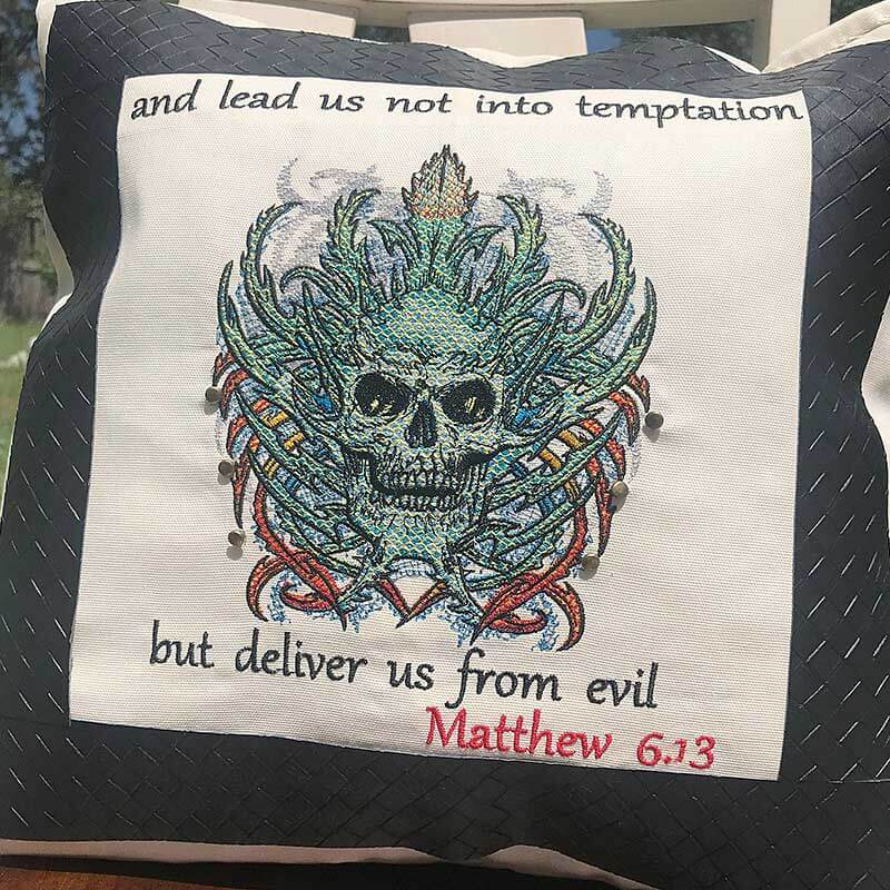 skull cushion embroidery design