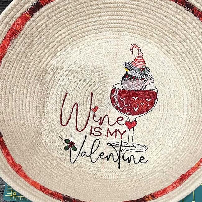 valentine chickadee bowl embroidery design