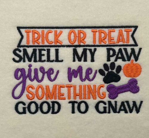 smell my paw embroidery design