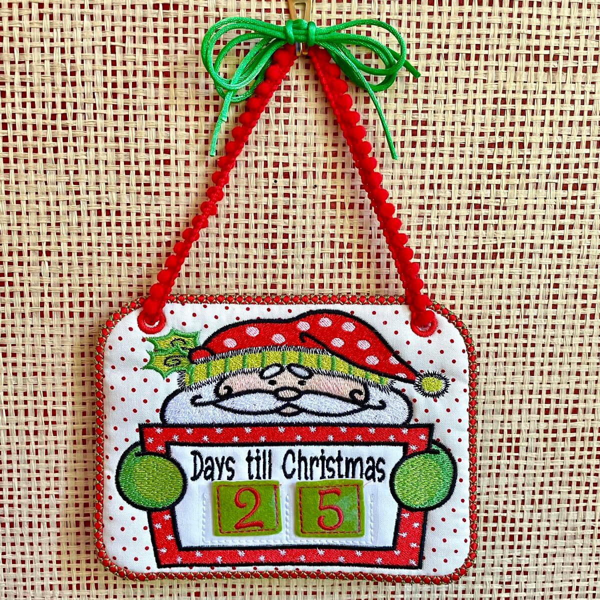 Countdown to Christmas Santa Calendar | In-the-hoop embroidery project