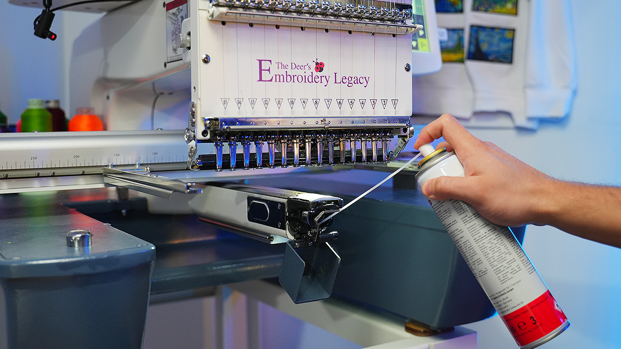 oiling embroidery machine