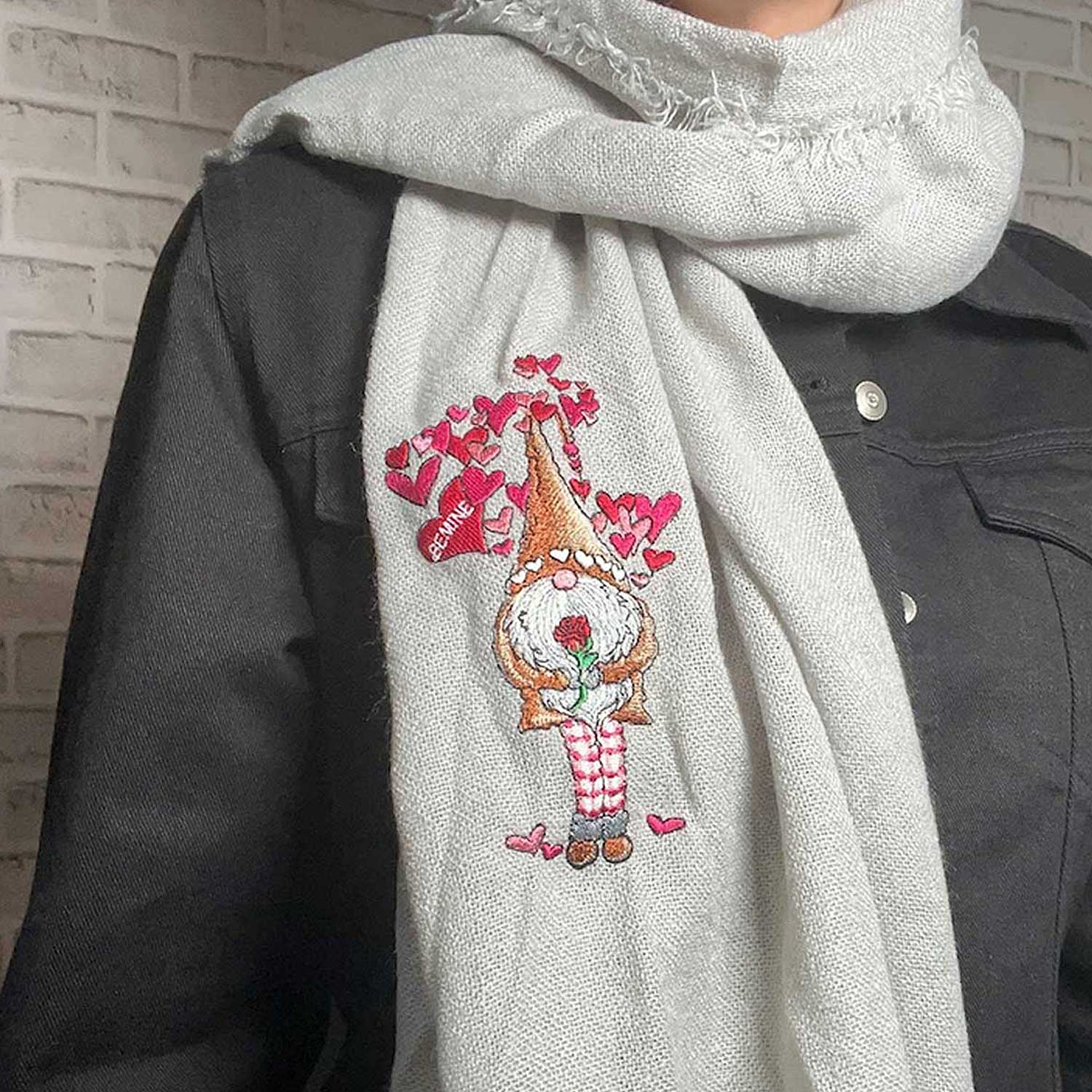 Free Gnome Embroidery Design